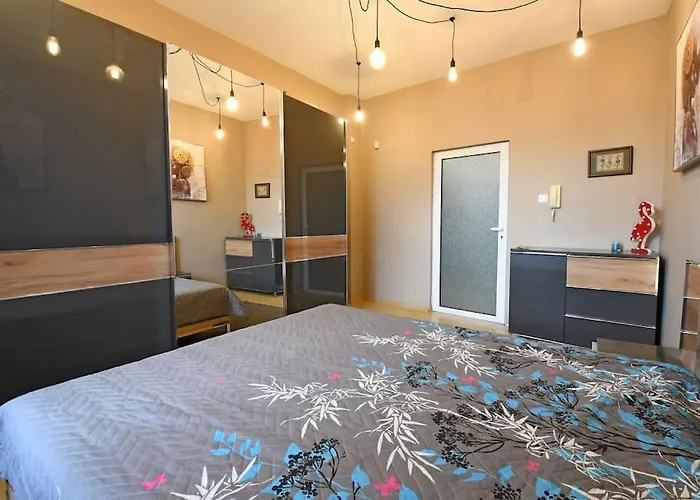 Inb Iconic Spot * Sofia