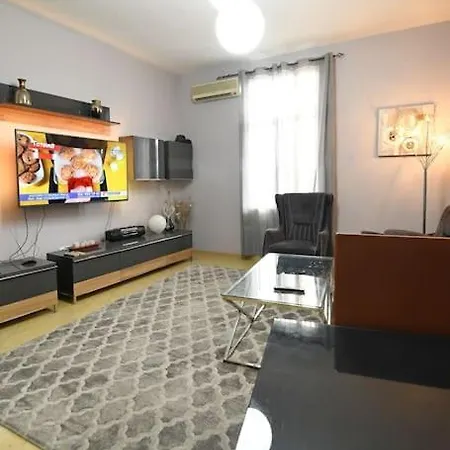 Inb Iconic Spot * Szófia