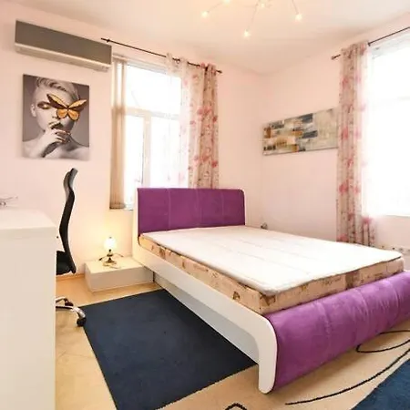 Inb Iconic Spot * Sofia